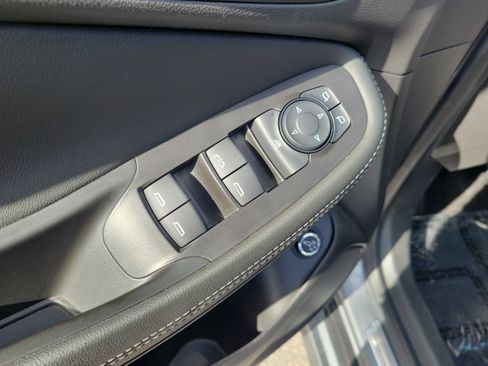Used 2023 Buick Encore GX Select w/ Sport Touring Package image 25