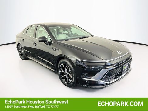 Used 2025 Hyundai Sonata SEL FWD image 1