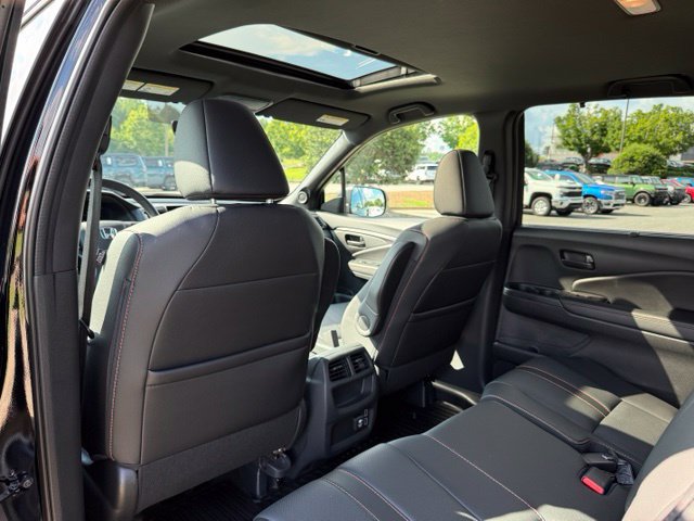 Used 2023 Honda Passport TrailSport image 28