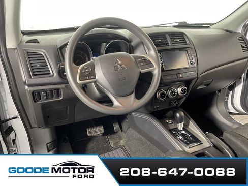 Used 2024 Mitsubishi Outlander Sport ES AWD/4WD image 8