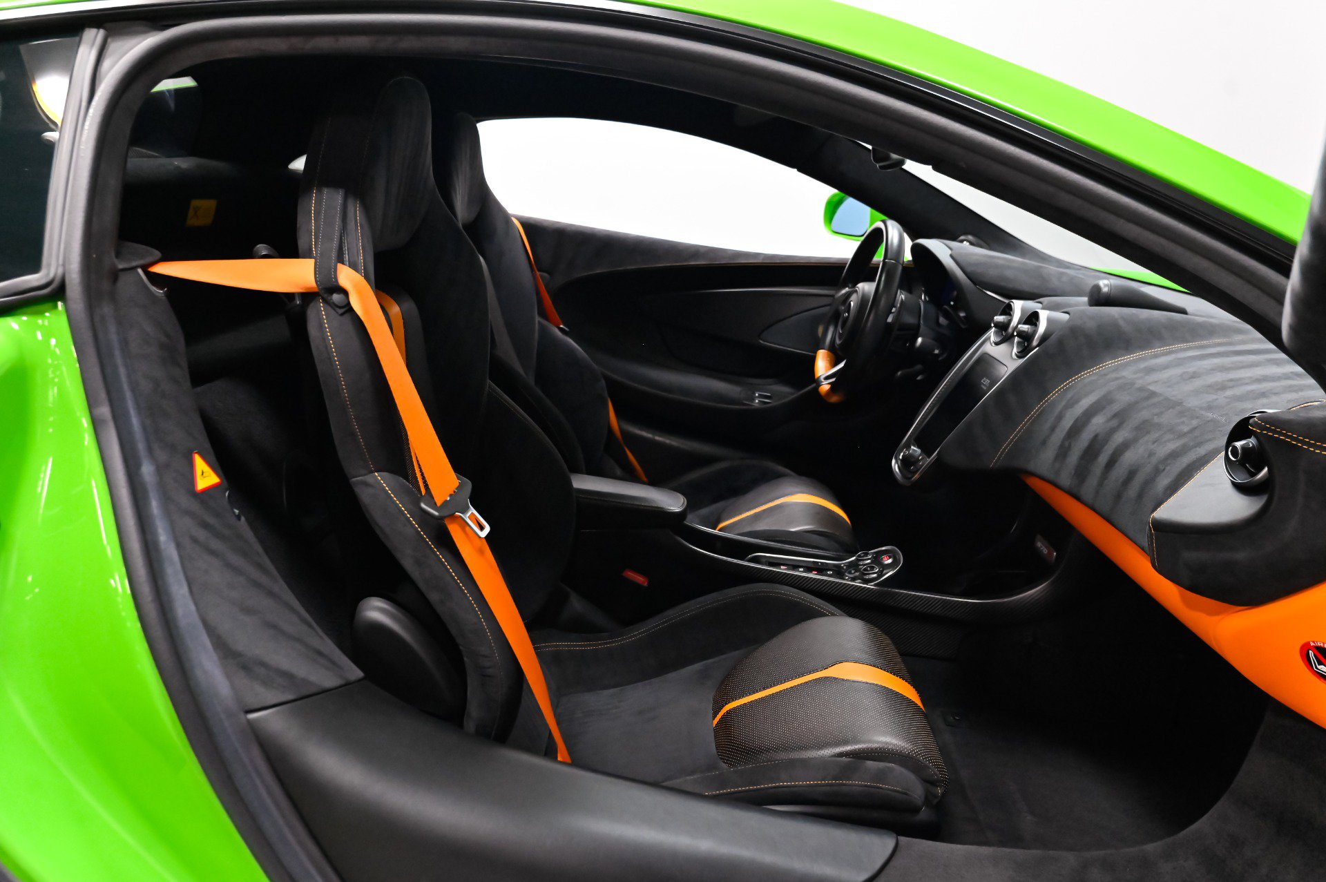 Used 2016 McLaren 570S Coupe RWD image 49