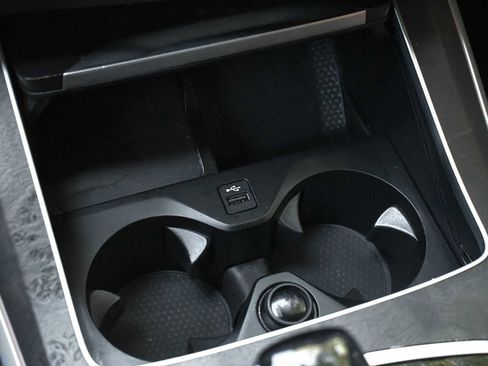 Used 2021 BMW X5 xDrive40i w/ Premium Package image 25