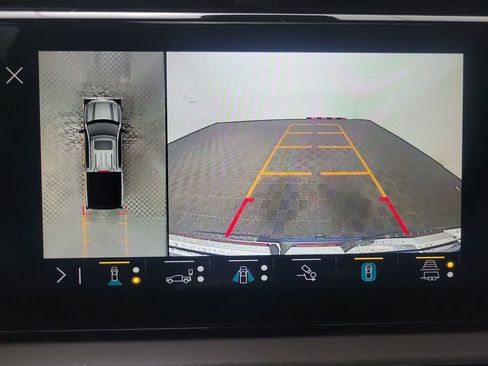 Used 2022 GMC Sierra 1500 AT4X image 28