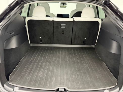 Used 2021 Tesla Model Y Performance image 24