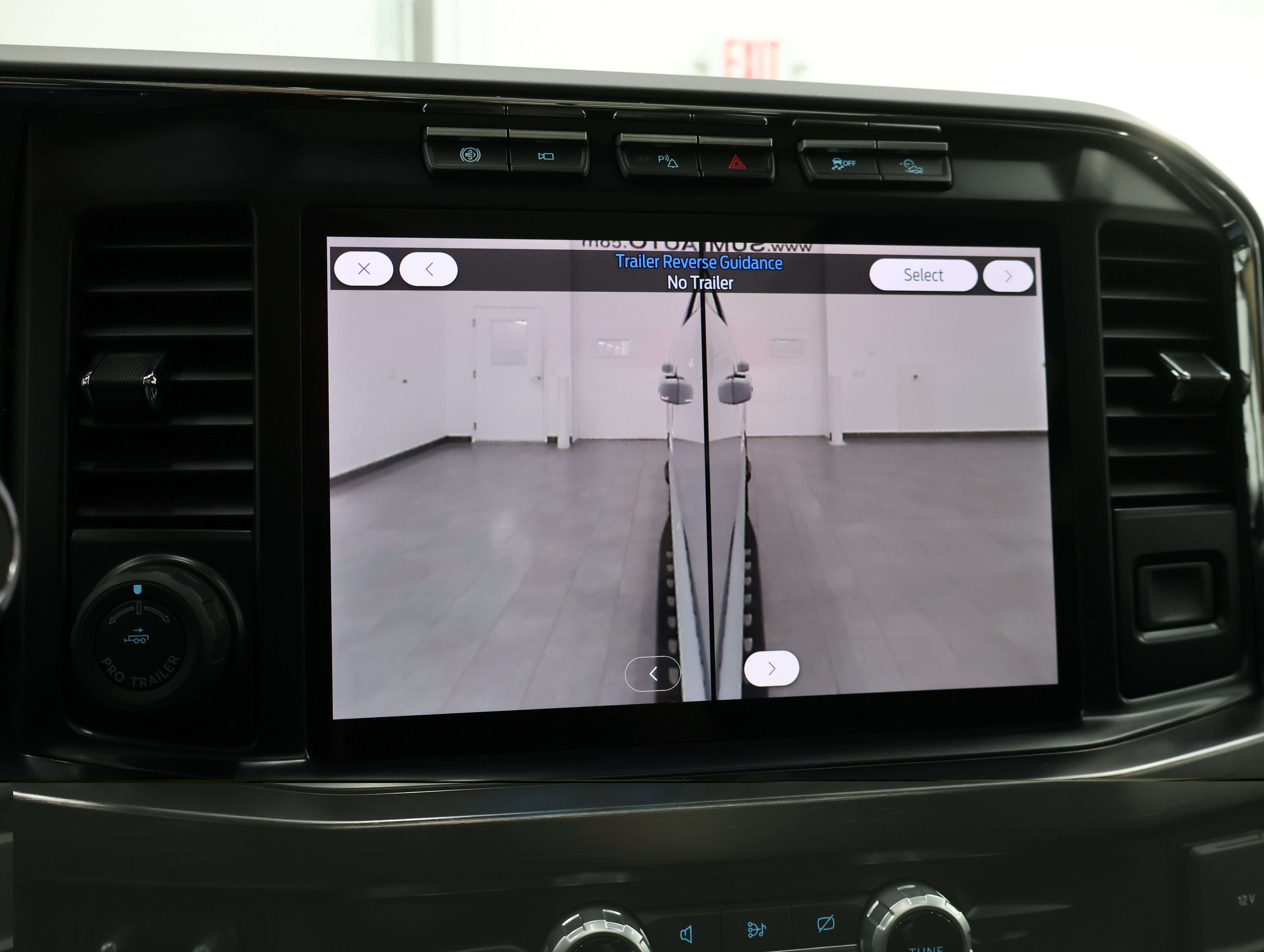Used 2024 Ford F250 Lariat w/ Lariat Ultimate Package AWD/4WD image 21