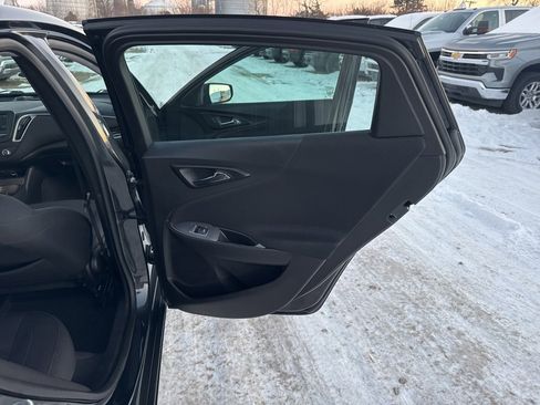 Used 2017 Chevrolet Malibu LS image 22