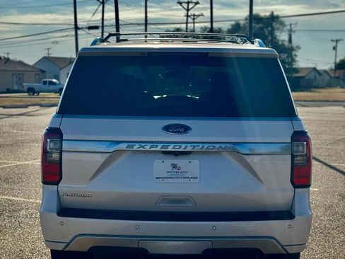 Used 2018 Ford Expedition Platinum image 5