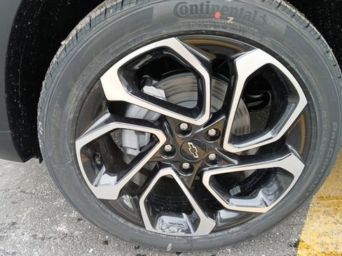 New 2026 Chevrolet Trax RS w/ Driver Confidence Package FWD image 26