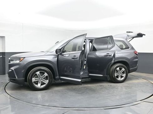 Certified 2025 Honda Pilot EX-L image 53