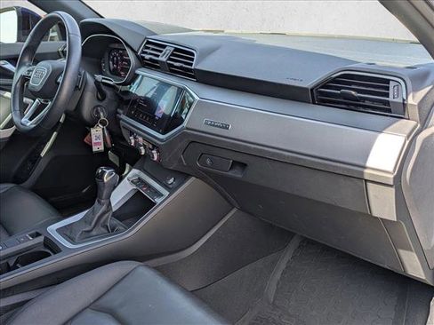 Used 2022 Audi Q3 2.0T Premium w/ Convenience Package image 21