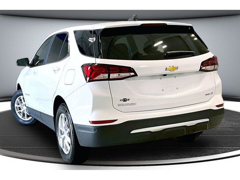 Used 2024 Chevrolet Equinox LT w/ LPO, Floor Liner Package AWD/4WD image 13