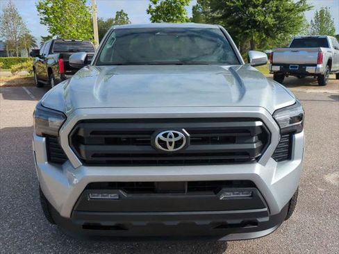 Certified 2026 Toyota Tacoma SR5 image 9