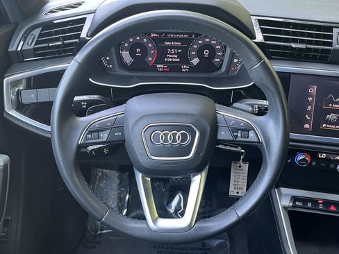 Used 2022 Audi Q3 2.0T Premium AWD/4WD image 35