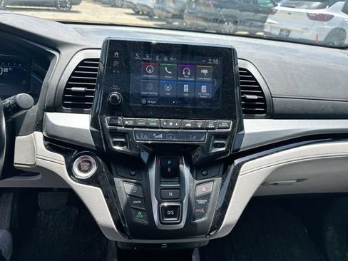 Used 2023 Honda Odyssey Touring image 15