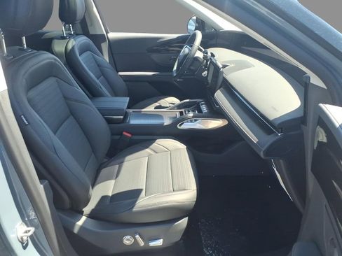 New 2026 Lincoln Nautilus Reserve AWD/4WD image 13