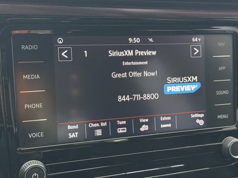 Used 2020 Volkswagen Passat 2.0T SEL FWD image 26