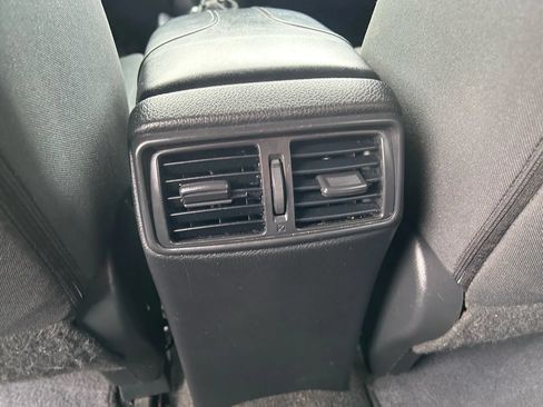 Used 2017 Nissan Rogue SV w/ Midnight Edition Package FWD image 30