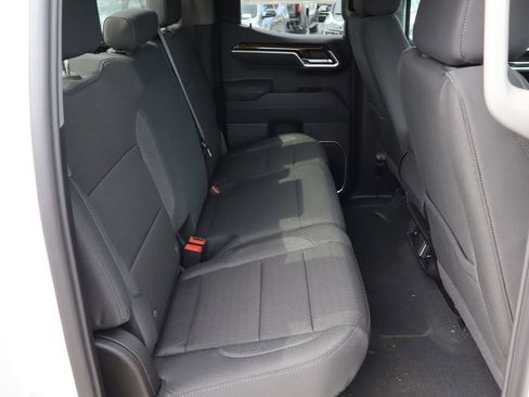 New 2026 GMC Sierra 1500 SLE RWD image 21
