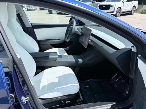 Used 2025 Tesla Model 3 Long Range AWD/4WD image 42