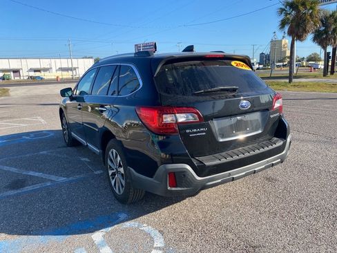 Used 2018 Subaru Outback 2.5i Touring image 5