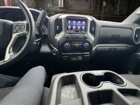 Certified 2019 Chevrolet Silverado 1500 LT w/ All-Star Edition image 23