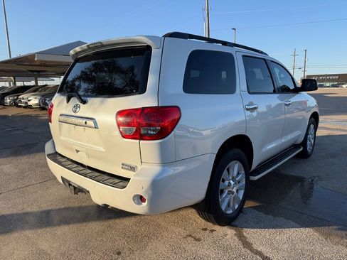 Used 2013 Toyota Sequoia Platinum image 7