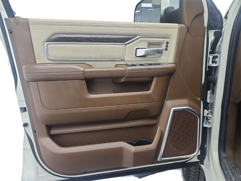 Used 2019 RAM 2500 Laramie image 21