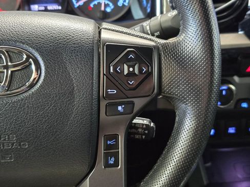 Used 2018 Toyota Tacoma TRD Pro image 17