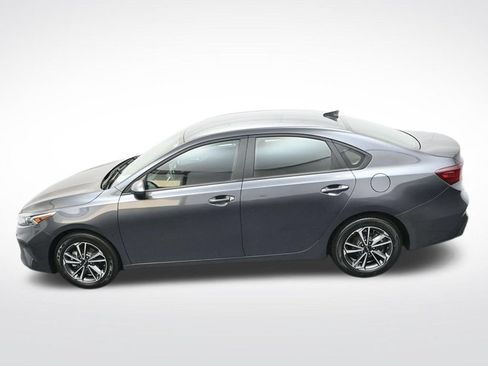 Used 2024 Kia Forte LXS FWD image 27