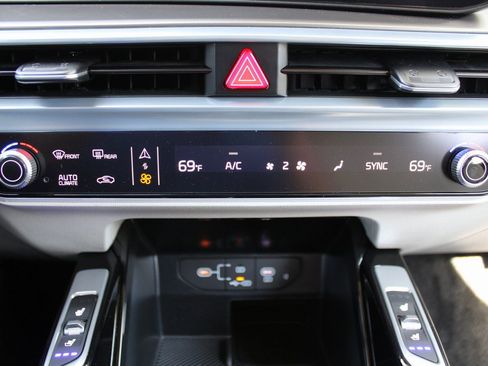 New 2026 Kia Sorento SX image 44