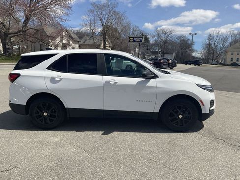 Used 2022 Chevrolet Equinox LS AWD/4WD image 6