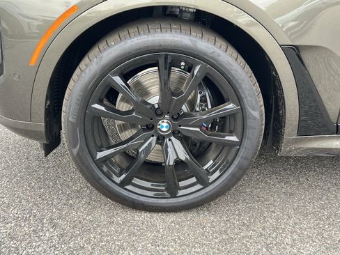 New 2026 BMW X7 xDrive40i w/ M Sport Package image 9