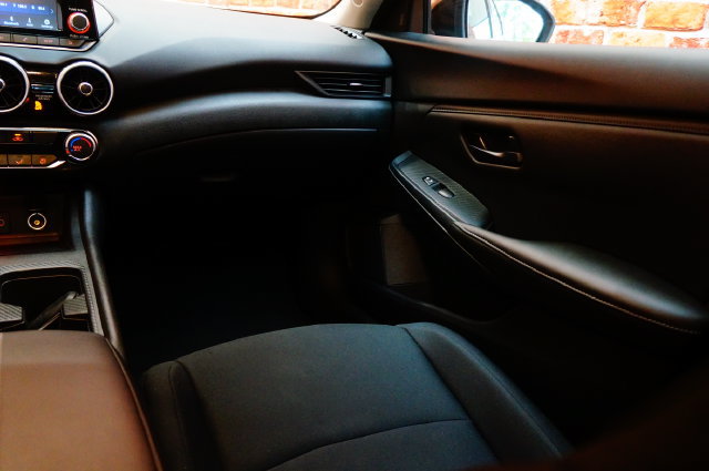 Certified 2025 Nissan Sentra S FWD image 15