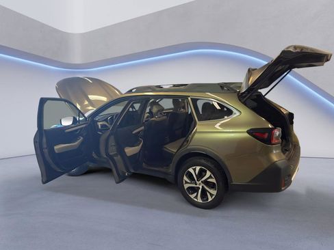 Used 2020 Subaru Outback Limited image 11