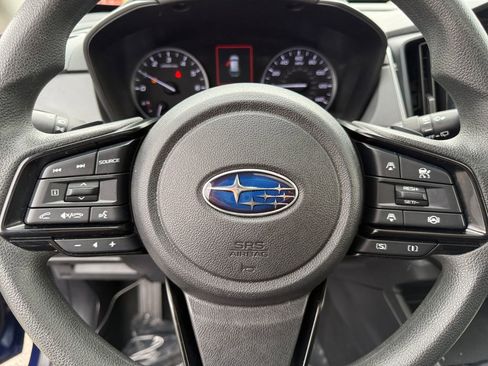 Used 2024 Subaru Crosstrek 2.0i Premium image 19