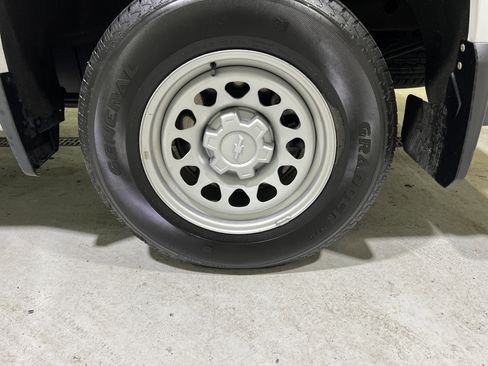 Certified 2024 Chevrolet Silverado 1500 W/T w/ Trailering Package image 13