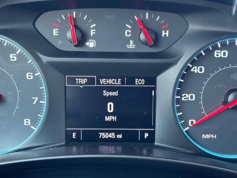 Used 2018 Chevrolet Equinox LT AWD/4WD image 23