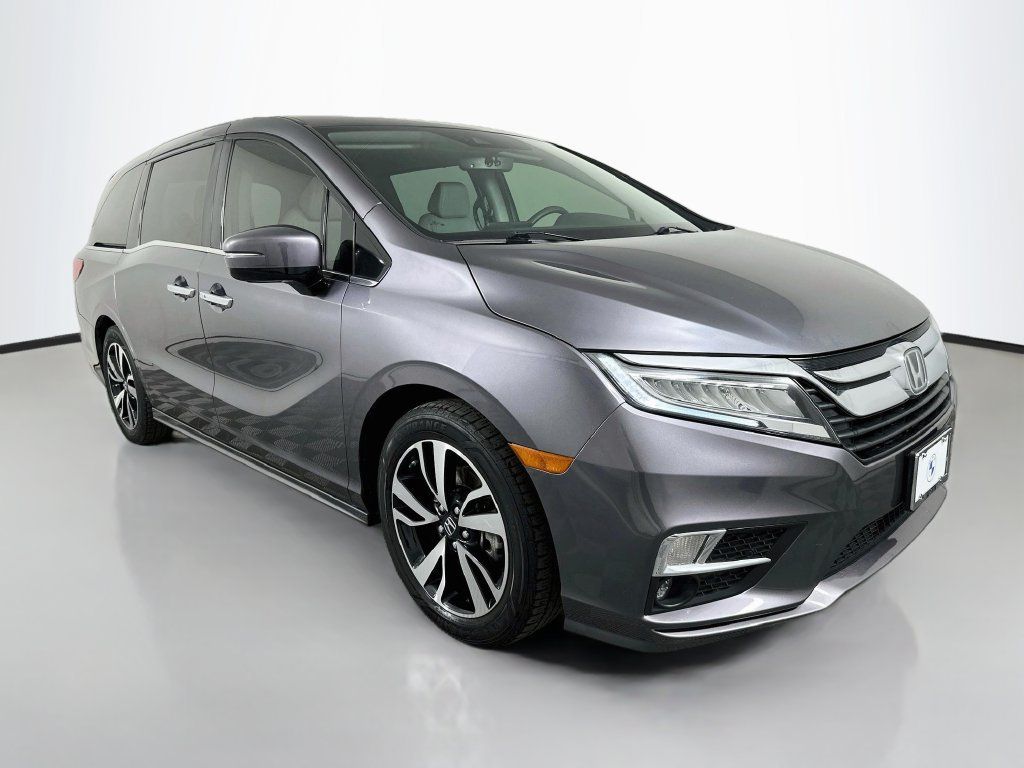 Used 2020 Honda Odyssey Elite image 3