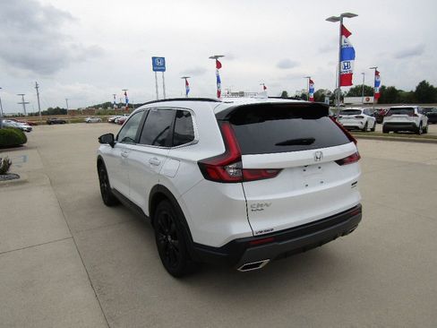 Used 2024 Honda CR-V Sport Touring image 7