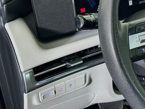 Used 2025 Hyundai Tucson SEL image 17