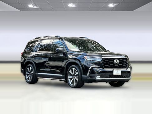 Certified 2023 Honda Pilot Elite image 6