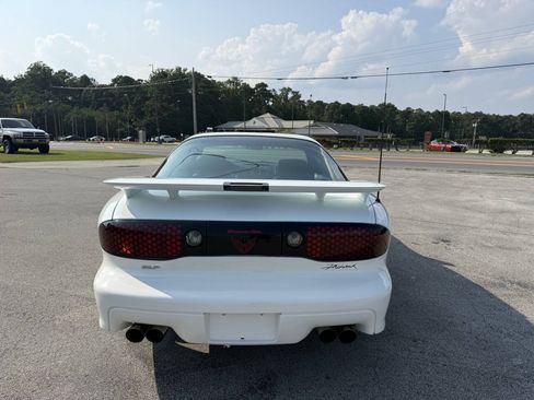 Used 2002 Pontiac Firebird Trans Am w/ SLP Firehawk Pkg RWD image 5