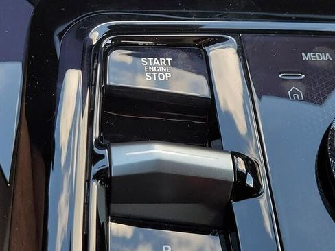 New 2026 BMW 530i image 21