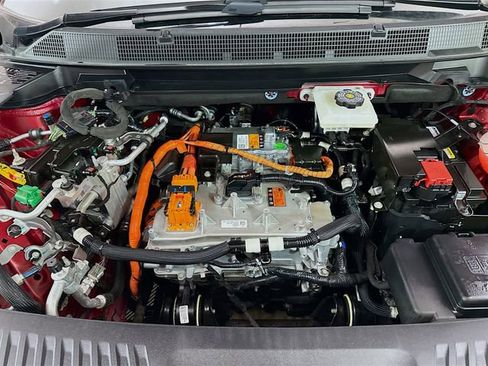 Used 2024 Chevrolet Equinox EV LT image 32