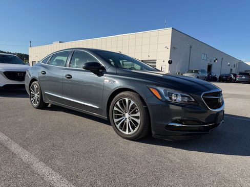 Used 2019 Buick LaCrosse Essence w/ Sights and Sounds Package AWD/4WD image 4
