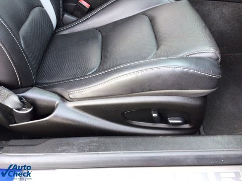 Used 2021 Chevrolet Camaro SS image 17