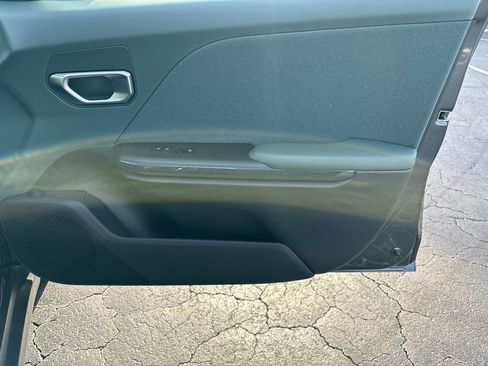 New 2025 Kia K4 EX image 14