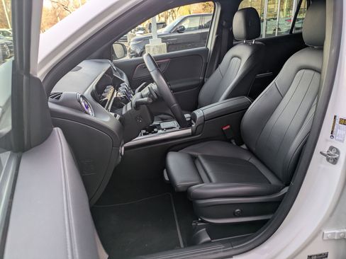 Certified 2023 Mercedes-Benz GLA 250 4MATIC image 25