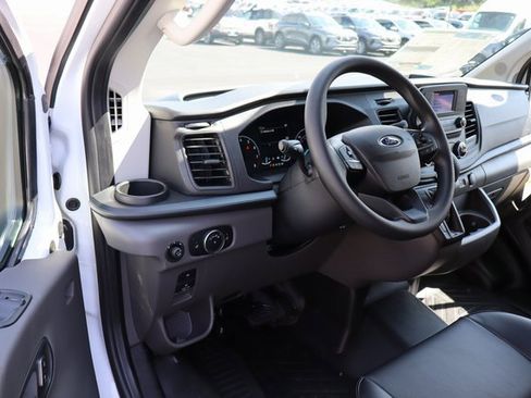 New 2025 Ford Transit 250 Low Roof image 4