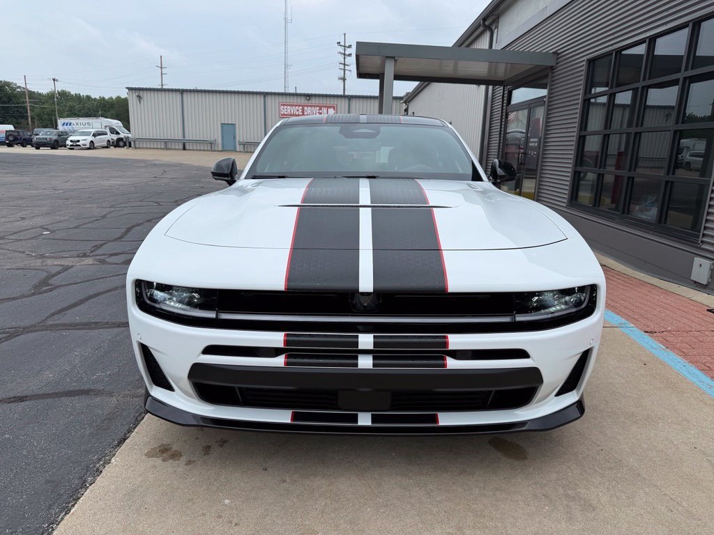 New 2027 Dodge Charger R/T AWD/4WD image 2